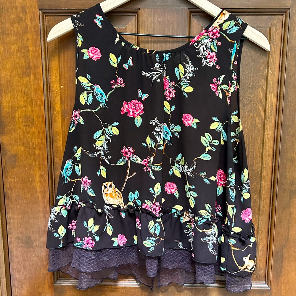LAUREN CONRAD DISNEY Collection Snow White ruffled tank top. Size XL